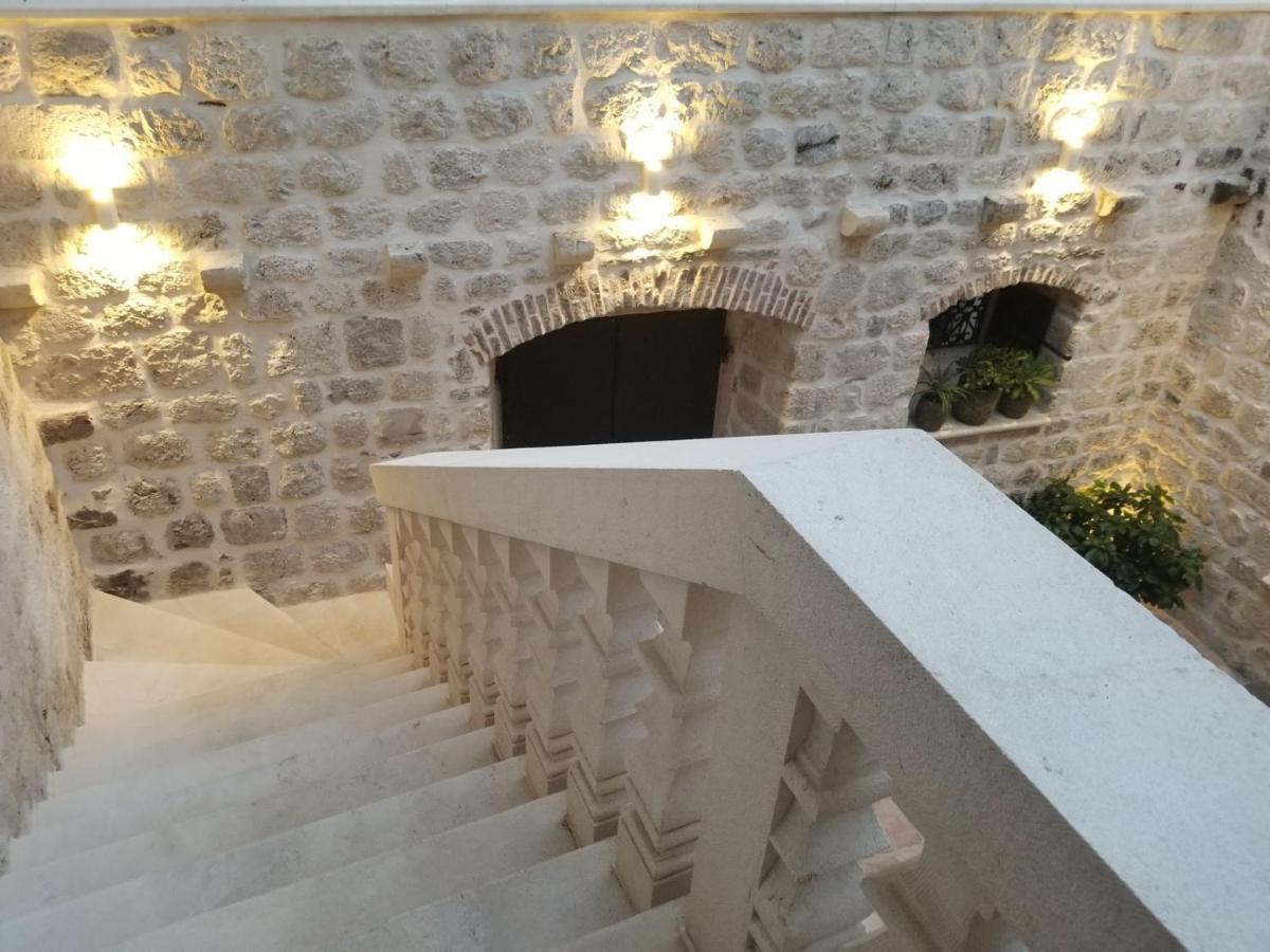 Appartamento Palazzo Sindik Cattaro Esterno foto