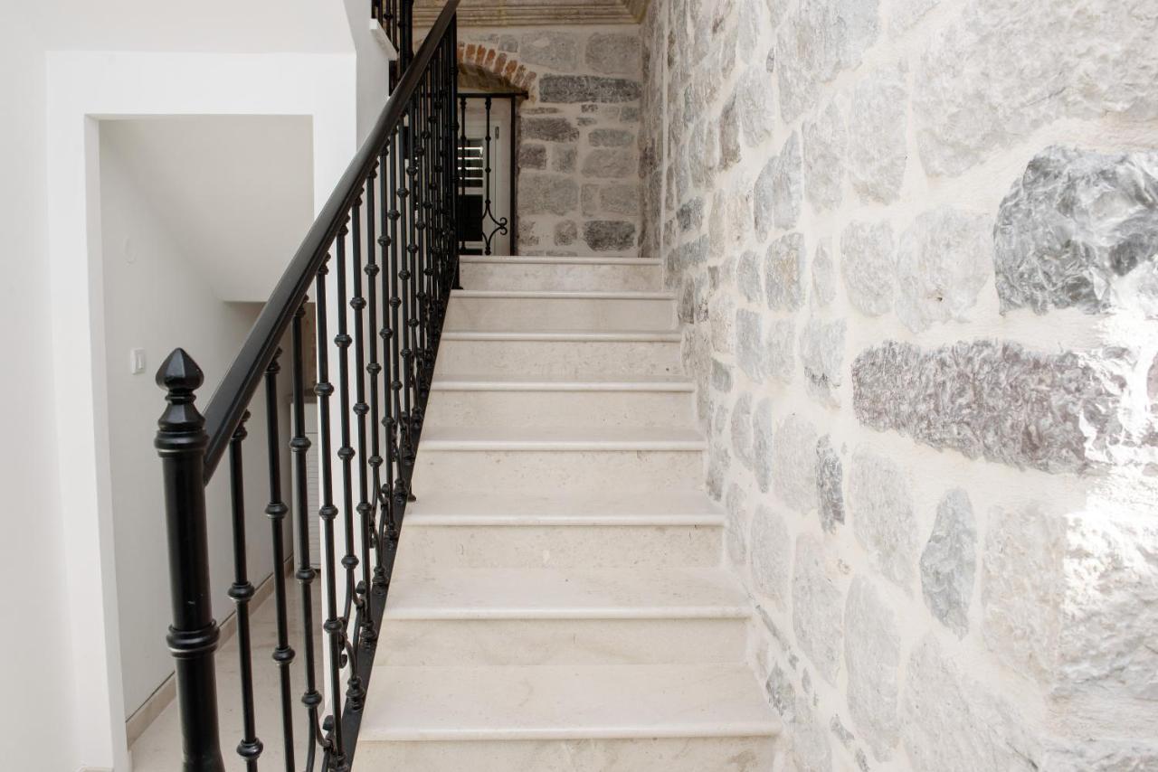 Appartamento Palazzo Sindik Cattaro Esterno foto
