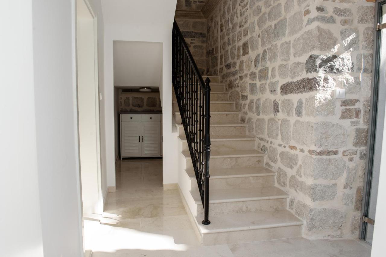 Appartamento Palazzo Sindik Cattaro Esterno foto